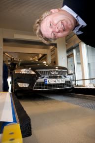 SJEKK BILEN 